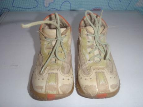 Kožené kotníčkové boty, 22