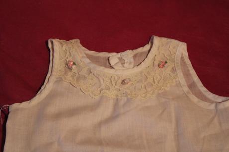 Dívčí tílko krajka, růžičky, 86