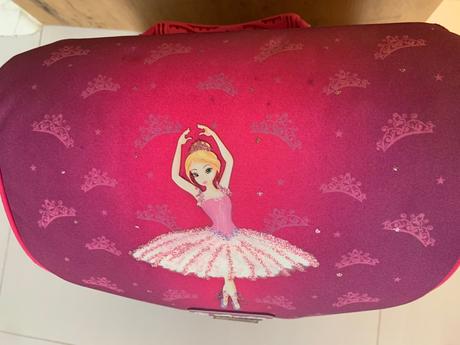 Aktovka a školská sada s balerínkou,