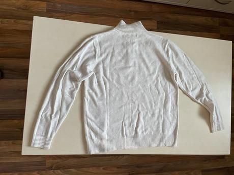 Jemný svetřík s vlnou 60, vel neuvedena cca m, candide,m