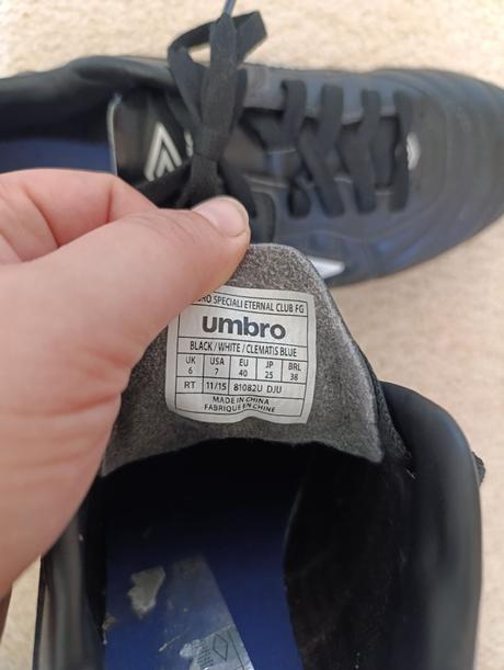 Kopačky umbro vel. 39/40, 39