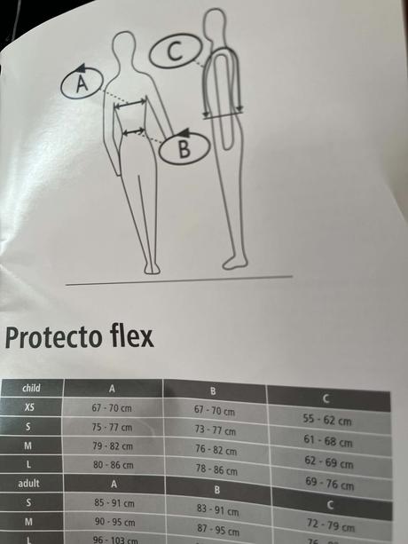 Covalliero dětská jezdecká vesta, vel. xs, nová, covalliero