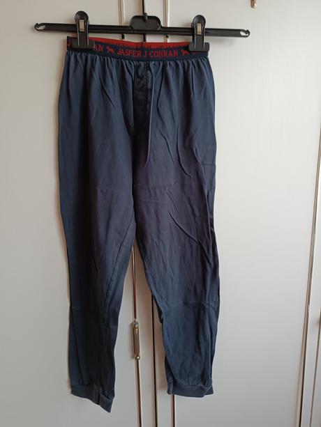 Chlapecké kalhoty, 146