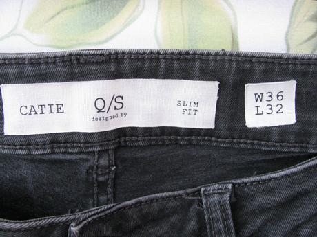 Černé elastické přiléhavé džíny ,slim, krátký sed, quiksilver,36