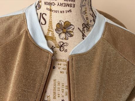 Třpytivá bunda melrose zlatá ve velikosti 32, 32