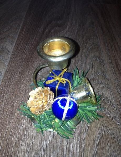 Modrý vánoční svícen, 