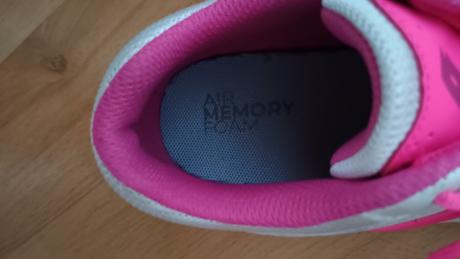 Tenisky lotto s technologií puntoflex vel.35, lotto,35