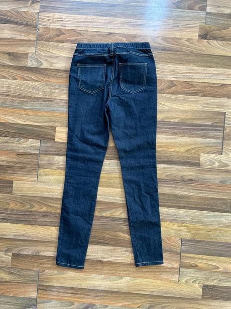 Nové džíny vel xs, ca, c&a,xs