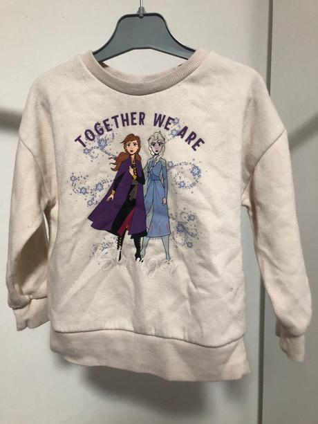 Mikina ledové království, 98