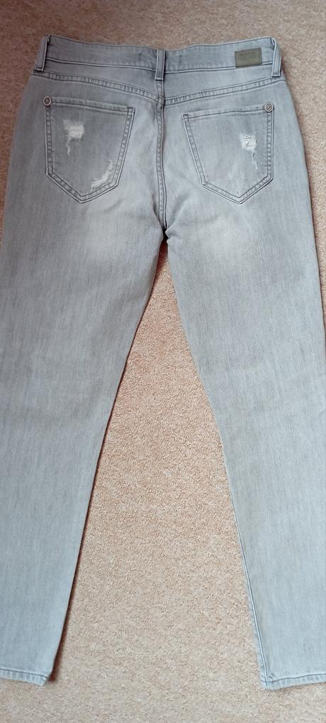 Rifle zn."zara basic dept" vel."34 i větší vel", zara,34