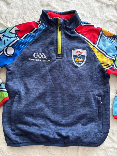 K5/ mikina sportovní - v.cca 3/4 roky, 104