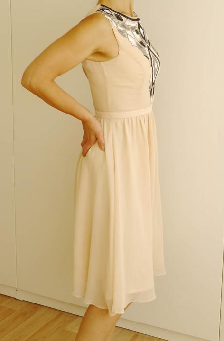 Saty telove barvy vel. 34 spotlight, 34