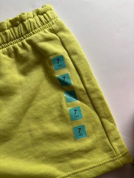 Krátasky bledě zelené - v.7 let, 122