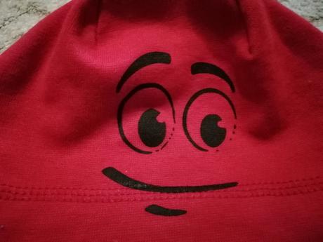 Krásná čepička se smajlíkem jako nová 2-3roky, 50