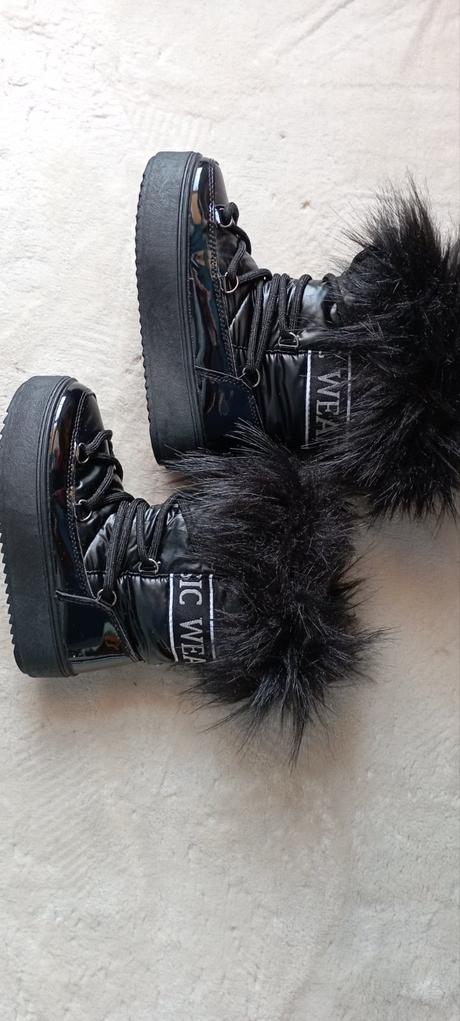 Sněhule zn."royal fashion" vel."30", 30