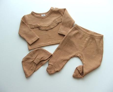 J899 chlapecký komplet vel. 68, 68