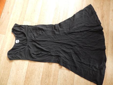 Dámské černé šaty, pleas,s