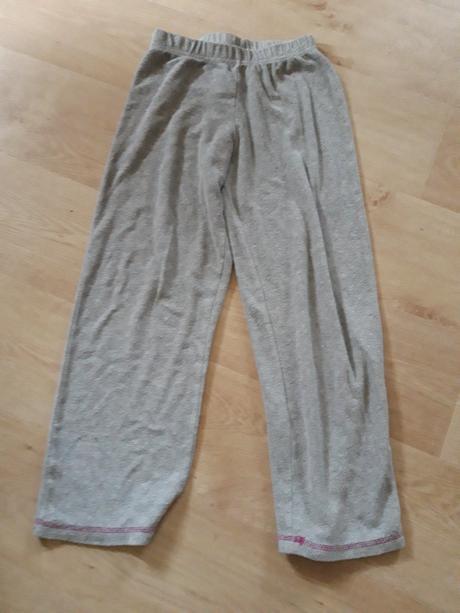 Pyžamo 122/128, 122