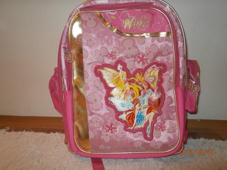 Top stav- školní i mimoškolní batoh winx,