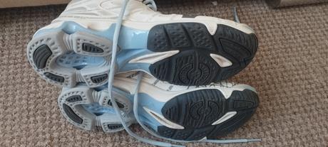 Sálové boty mizuno vel 38,
