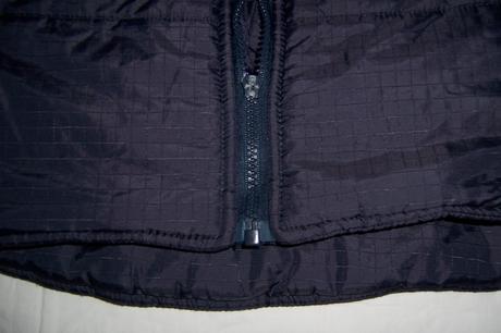 Tmavě-modrá teplá vesta, 134