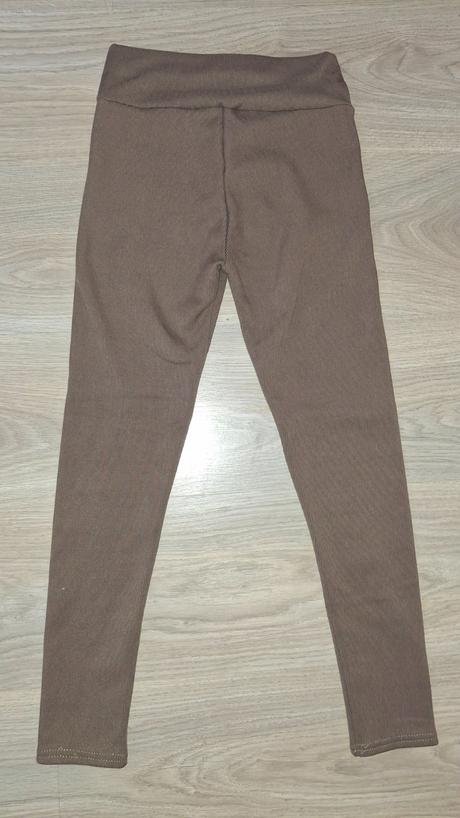 Zateplene legíny, 140