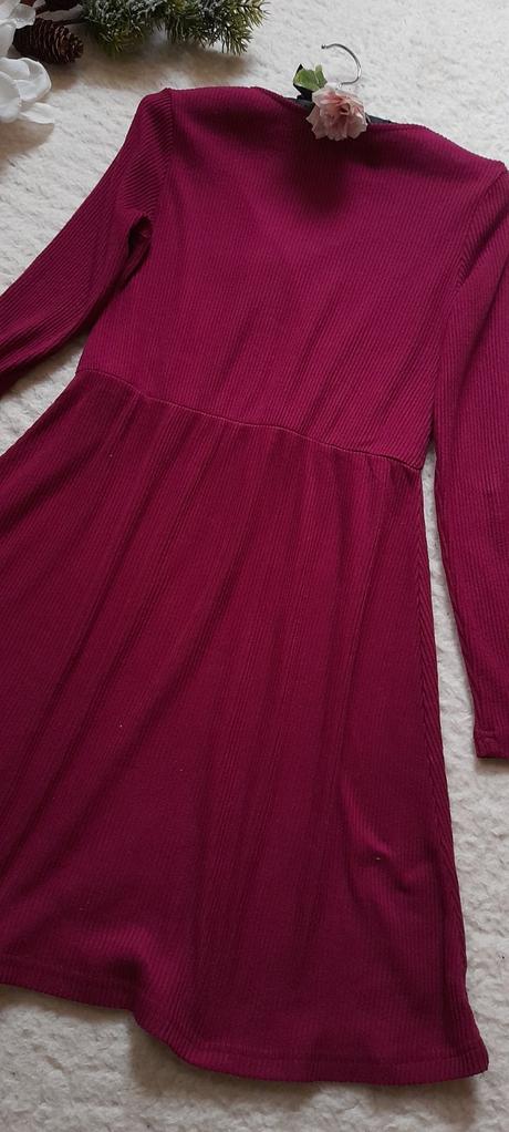 Fisherfield vínové áčkové úpletové šaty, 36