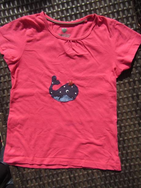 Tričko s velrybou s hvězdou na hlavě, lupilu, 116, lupilu,116