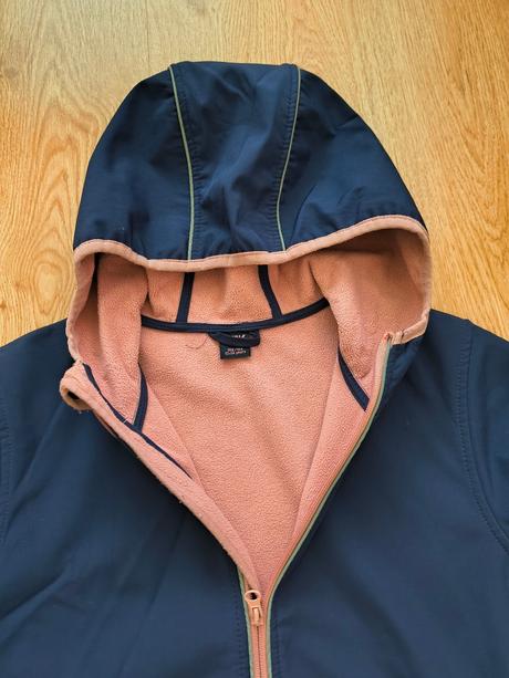 Softshelová bunda, 158