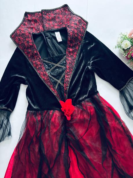 St1/krasný kostým upírka - v.11/12 let zn. george, 