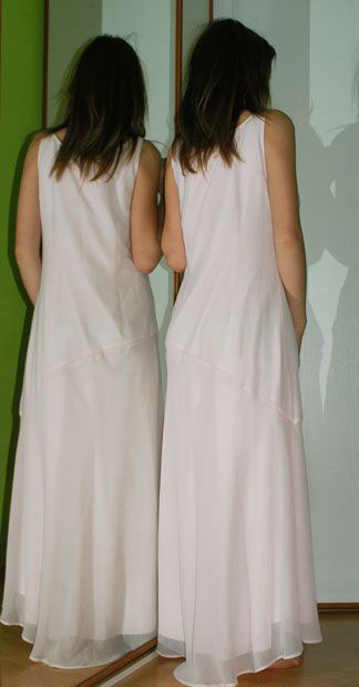 Společenské růžové šaty, 40