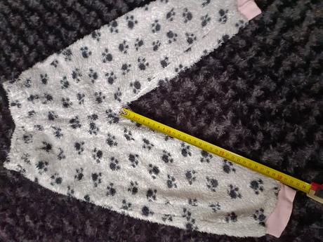 Chlupaté pyžamo, kik,92