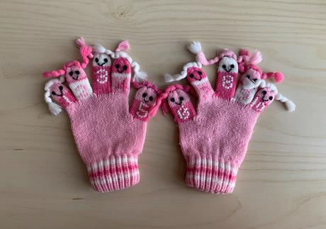 Dětské rukavice vel. 110/116, 110
