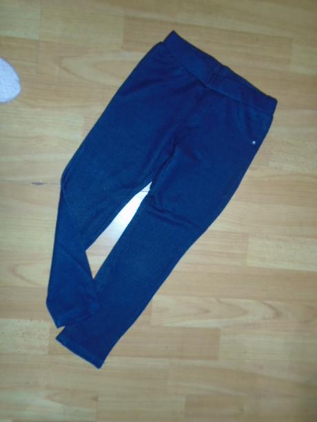 Jeggíny leginy vel 122 džínového typu, kugo,122