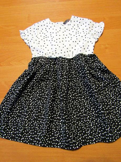 Dívčí šatičky vel 104, 104