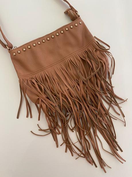 Kabelka atmosphere, atmosphere