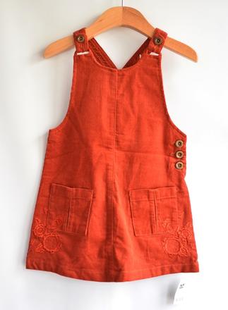 Sukně s laclem vel. 18 - 23 m, st. bernard,92