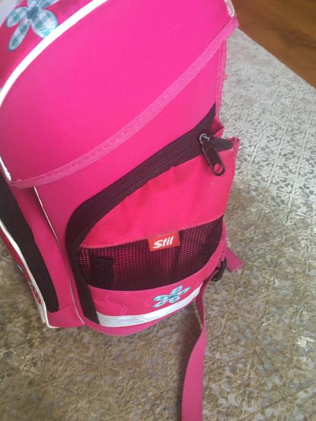 Dívčí školní aktovka zn. stil, 