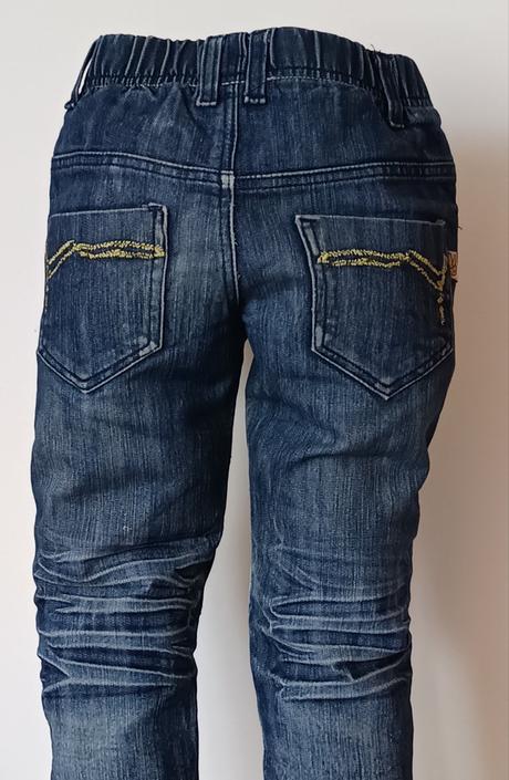 Džínové kalhoty, 128