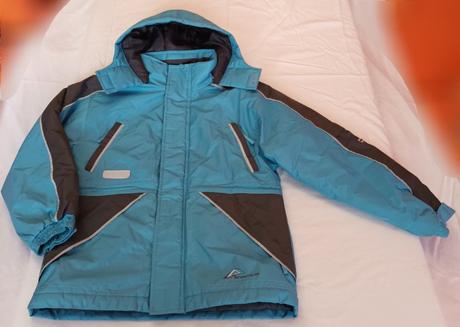 Světle modrá zimní bunda, 176