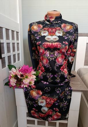 Květinkové šaty, zara,m