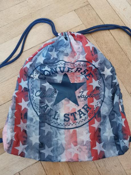 Vak batoh converse, 