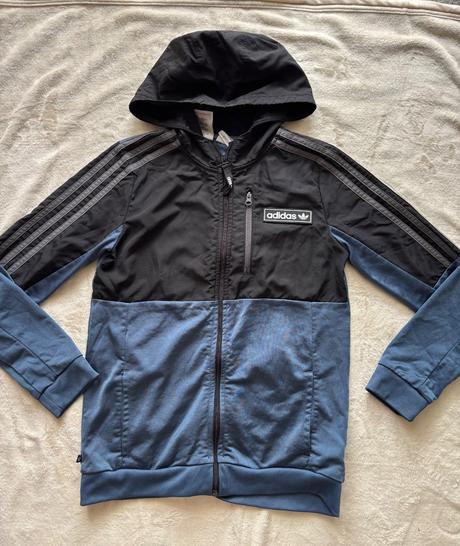K9/ mikina adidas - v.11/12 let, adidas,152