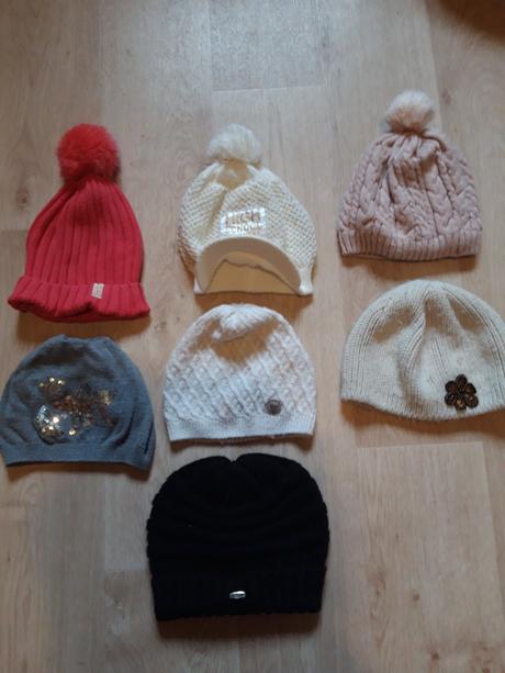 7x čepice i jednotlivě 4-9let, 
