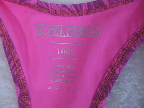 Sportovní nová souprava-podprsenka a šortky, m