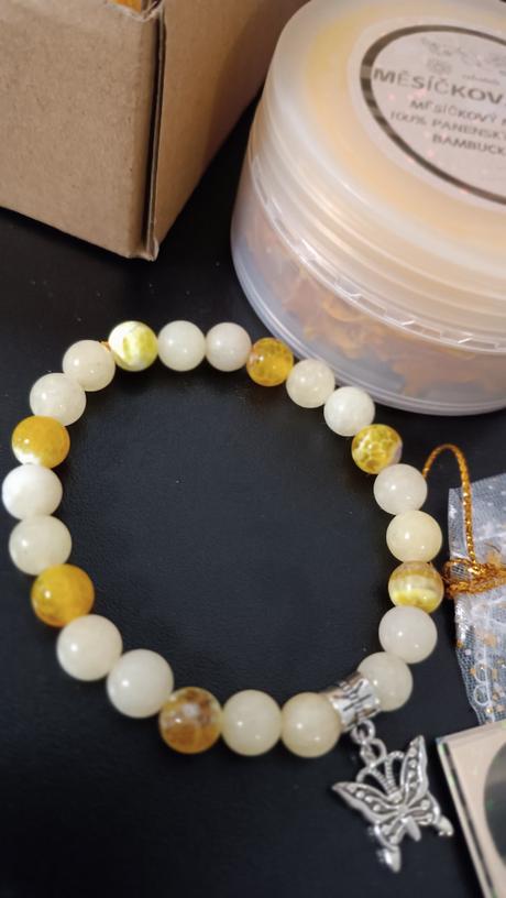 Čarovná síla přírody - včelí svíčky a měsíček, 