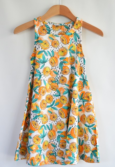 Šaty vel. 6 let, tu,116