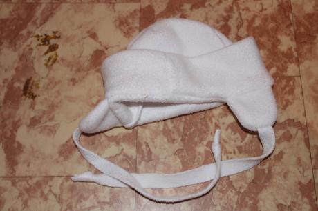 Dětská teplá bílá čepice, čepička obv. 36 - 41 cm, 56