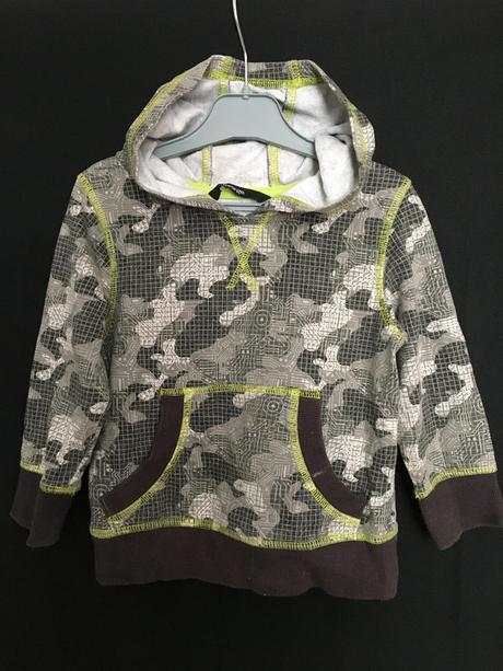 Tenká šedá mikina s kapucí, 86