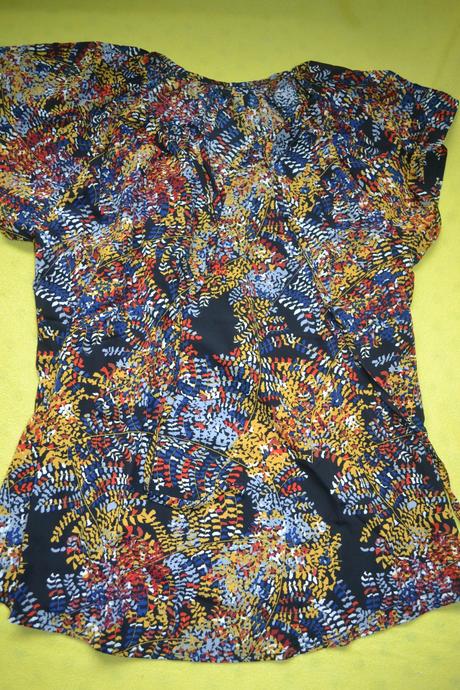 2x dámské tričko,halenka ,v.m, m